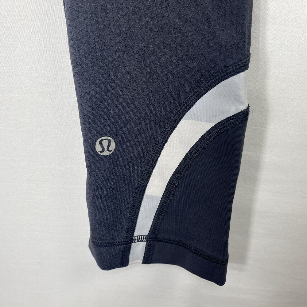 Lululemon Size 4 Run Inspire Crop Leggings Black Gray Womens Yoga Gym Athletic
